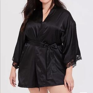 Torrid Satin Lace Trim Robe Plus Size 2